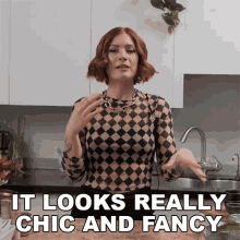 It Looks Really Chic And Fancy Candice Hutchings GIF - It Looks Really Chic And Fancy Candice Hutchings Edgy Veg GIFs