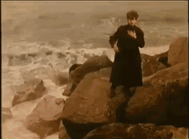 Echo And The Bunnymen Echo GIF - Echo And The Bunnymen Echo Bunnymen -  Discover & Share GIFs