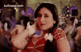 Bollywood2.Gif GIF - Bollywood2 Kareena Kapoor Kareena Kapoor-khan GIFs