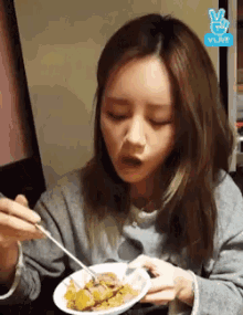Hyeri Kpop GIF - Hyeri Kpop Eat GIFs