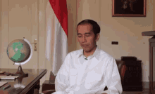 Jokowi Di Istana GIF - Jokowi President Indonesia GIFs
