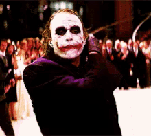 Guazon Caminado GIF - The Dark Knight Joker Heath Ledger GIFs