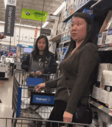 What I Do Asian Lady Supermarket What I Do GIF - What I Do Asian Lady Supermarket What I Do What I Do Stan Twitter GIFs