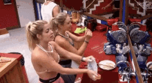Bbb18 Dishes GIF - Bbb18 Dishes Wash GIFs