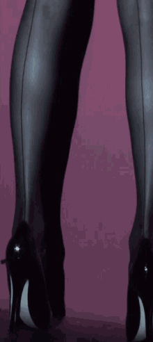 Burlesque Legs GIF - Burlesque Legs Shoes GIFs