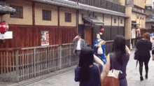 散歩　歩く 舞妓 GIF - Walk Walking Japanese GIFs