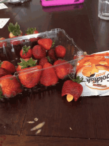 Strawberries Goldfish GIF - Strawberries Goldfish Crackers GIFs
