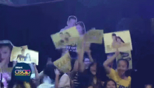 Karina Karjon GIF - Karina Karjon Aljon GIFs