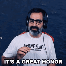 Its A Great Honor Chaosmachine GIF - Its A Great Honor Chaosmachine Its An Honor GIFs