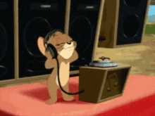 Tom And Jerry Listening To Music GIF - Tom And Jerry Listening To Music Audifonos GIFs