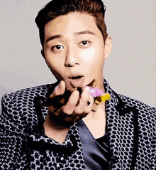 Park Seo Joon Actor GIF - Park Seo Joon Actor Blow Confetti GIFs