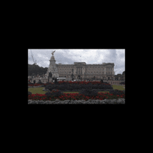 Buckingham Palace GIF - Buckingham Palace GIFs