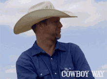 Chuckle Bubba Thompson GIF - Chuckle Bubba Thompson The Cowboy Way GIFs