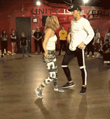 Wavy Dance Moves GIF - Wavy Dance Moves Dancing GIFs
