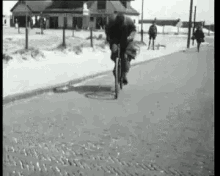Bicycle Bike GIF - Bicycle Bike Headwind GIFs