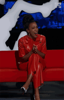 Laughing Kelly Rowland GIF - Laughing Kelly Rowland Ridiculousness GIFs