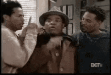 Sshhh Dont Tell Anybody GIF - Sshhh Dont Tell Anybody Wayan Brothers GIFs