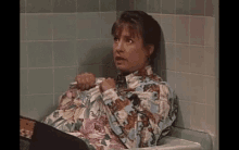Aunt Jackie Roseanne GIF - Aunt Jackie Roseanne Its Just Me GIFs