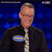 Come Here Family Feud Canada GIF - Come Here Family Feud Canada Embarrassed GIFs