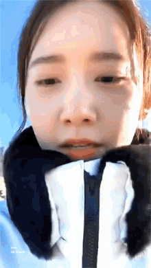 Yoona Selfie GIF - Yoona Selfie Cold GIFs