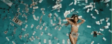 Tô Rica, Nadando No Dinheiro, Beyoncé GIF