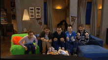 W817 Mexican Wave GIF - W817 Mexican Wave Cheering GIFs
