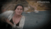 Desperate The Wilds GIF - Desperate The Wilds Struggling GIFs