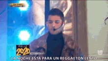 La Noche Esta Para Un Reggaeton Lento Reggeaton Lento GIF - La Noche Esta Para Un Reggaeton Lento Reggeaton Lento Cnco GIFs