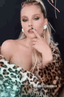 Valentina Zenere Sassy GIF - Valentina Zenere Sassy Pretty GIFs