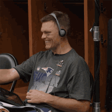 Laughing Tom Brady GIF - Laughing Tom Brady 80for Brady GIFs