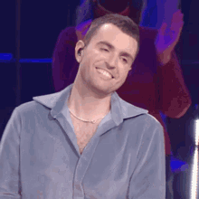 Duncan Laurence Wave GIF - Duncan Laurence Wave Happy GIFs