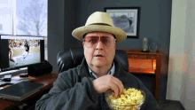 Popcorn Tension GIF - Popcorn Tension Chicago Tony V GIFs