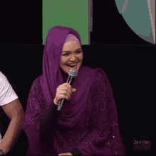 Siti Nurhaliza Laugh GIF - Siti Nurhaliza Laugh Laughing GIFs