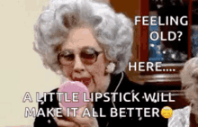 Old Woman Lipstick GIF - Old Woman Lipstick Make Up GIFs