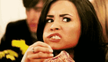 Popcorn Demi Lovato GIF - Popcorn Demi Lovato Moita GIFs
