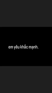 a black background with a white text in a foreign language .
