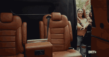 Its Cool In Here Comfy GIF - Its Cool In Here Cool Comfy GIFs
