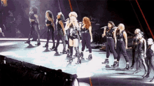 Taylor Swift Dance Moves GIF - Taylor Swift Dance Moves Singers GIFs