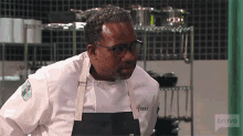 Inspecting Top Chef GIF - Inspecting Top Chef Listening GIFs