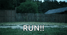 убегаетотсобаки Running Away GIF