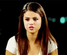 Selena Gomez Prefiro GIF - Selena Gomez Prefiro Pica GIFs