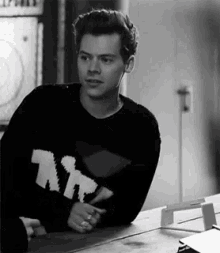 Harry Sexy GIF - Harry Sexy Looking GIFs