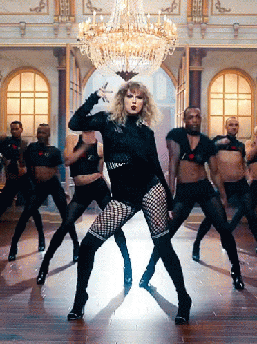 Taylor Swift's 'Look What You Made Me Do' Choreography Recreated