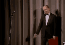 Les Luthiers Mundstock GIF - Les Luthiers Mundstock Bolas GIFs