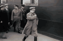 Stalin Caminando Stalin Tips Hats GIF - Stalin Caminando Stalin Tips Hats Stalin Walking GIFs