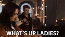 Whats Up Ladies GIF - Whats Up Ladies Hey GIFs