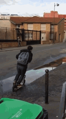 In A Hurry Slip GIF - In A Hurry Slip Scooter GIFs