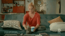Cheers GIF - Inside Amy Schumer Cheers Solo GIFs
