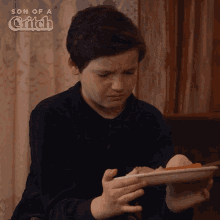 Whats This Mark Critch GIF - Whats This Mark Critch Son Of A Critch GIFs