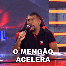 O Mengao Acelera Emerson Santos GIF - O Mengao Acelera Emerson Santos Flamengo Vai Pra Cima GIFs